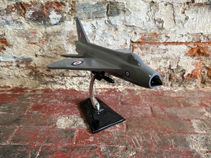 model Lightning jet